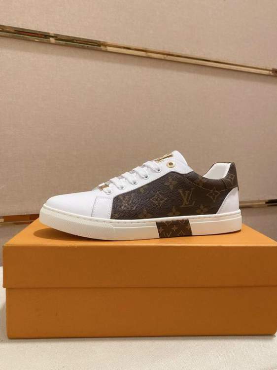 Picture of Louis Vuitton Shoes _SKULVsz38-44mnf017115239